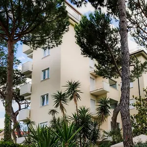 https://hotel-sylvia.it-tuscanyhotel.com