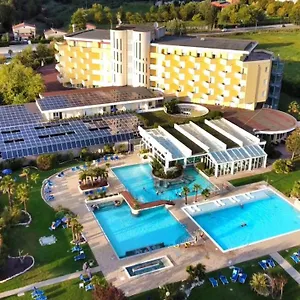 https://hotel-leonardo-da-vinci-terme-golf.hotelinveneto.com