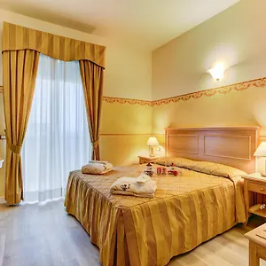 https://hotel-byron.riccione-hotels.org